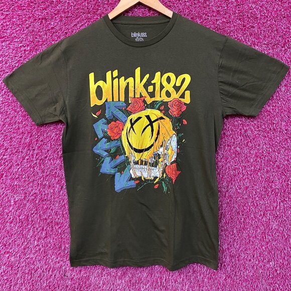 Blink-182 Self-Titled Album Punk Rock Band T-Shirt Large - Picture 1 of 4